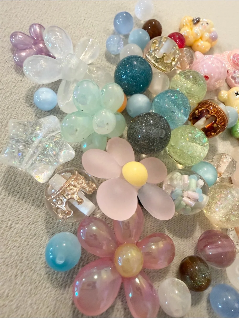 Lot #4 DYI Cute Beads Accessory Mix - Bag Charms Phone Charms DYI